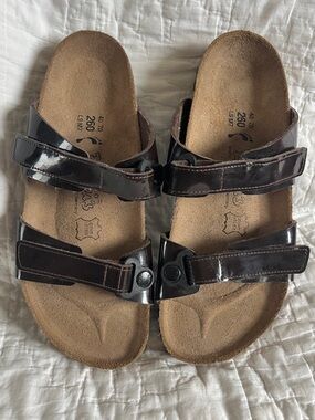 BIRKI'S Birkenstock Madura Brown Patent Footbed Sandals 40 Women 9 Adjustable
